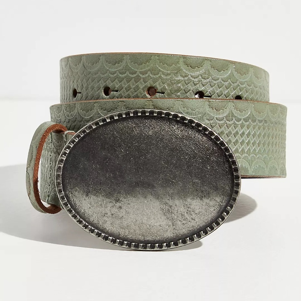 NWOT Free People Duke Concho leather belt XS/S - Dried Agave